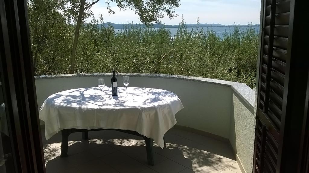 Apartments Jurjevic Петрчане Екстер'єр фото